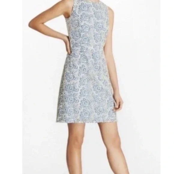 Brooks Brothers Red Fleece Embroidered Dress Size 2 - Picture 2 of 7